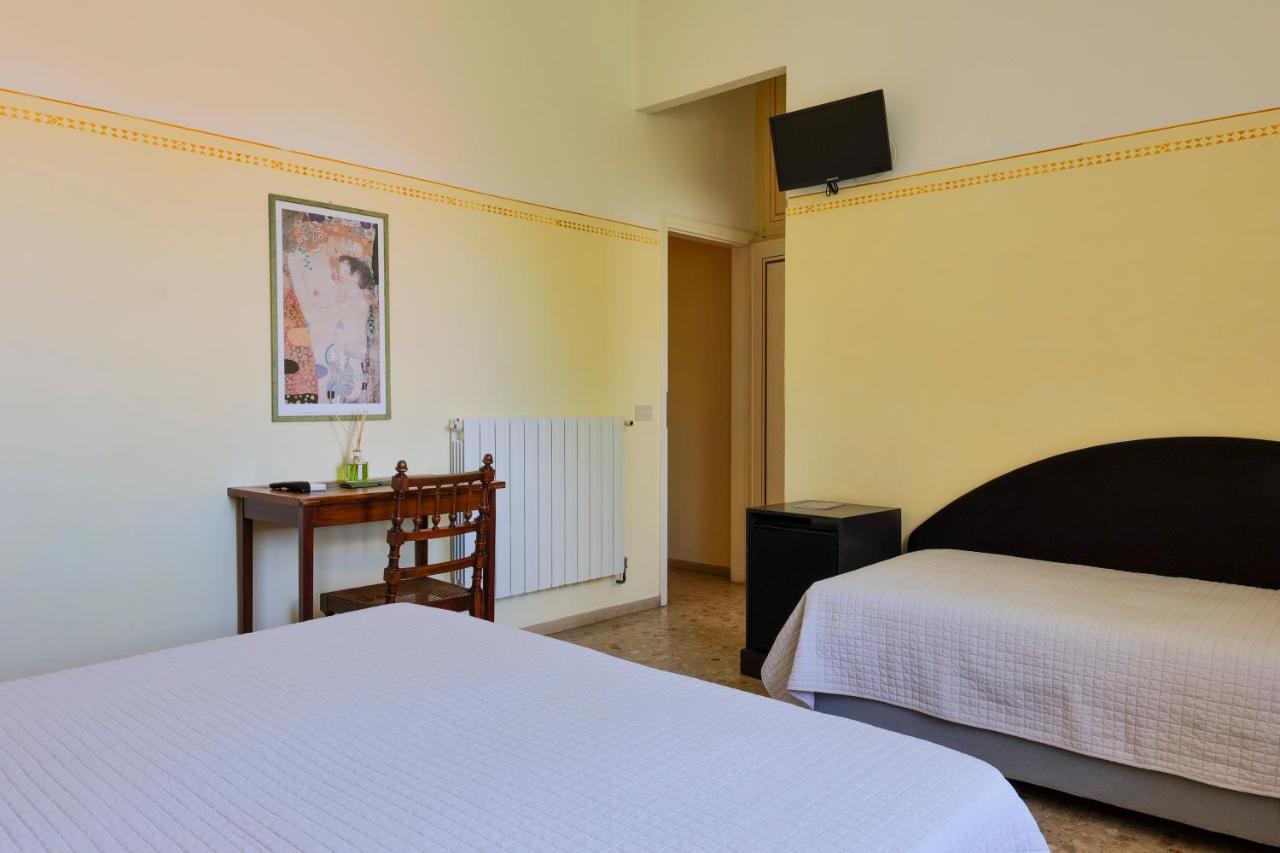 Hotel Club I Pini - Residenza D'Epoca In Versilia Lido di Camaiore Exteriér fotografie