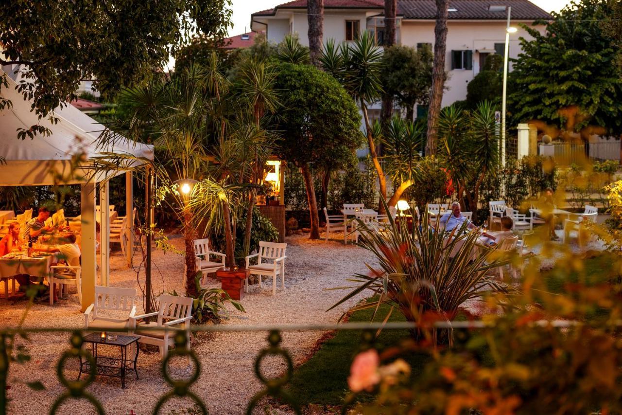 Hotel Club I Pini - Residenza D'Epoca In Versilia Lido di Camaiore Exteriér fotografie